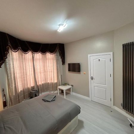 Studio Ilford Dış mekan fotoğraf