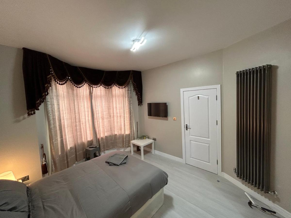 Studio Ilford Dış mekan fotoğraf